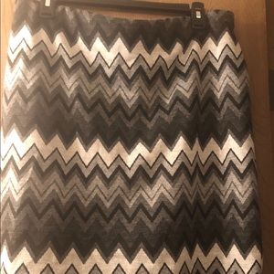 Black & Gray Chevron Worthington Skirt